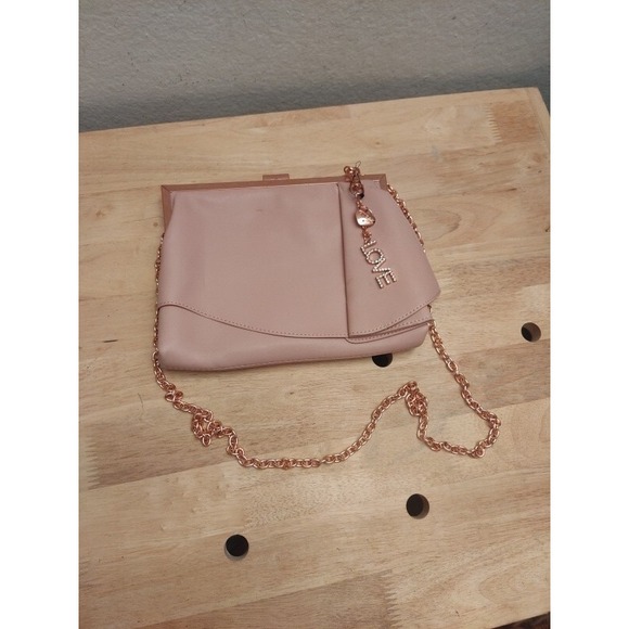 Guess Womens Pink Leather Studded‎ Inner Pockets Chain Strap Clutch Handbag - Picture 1 of 11